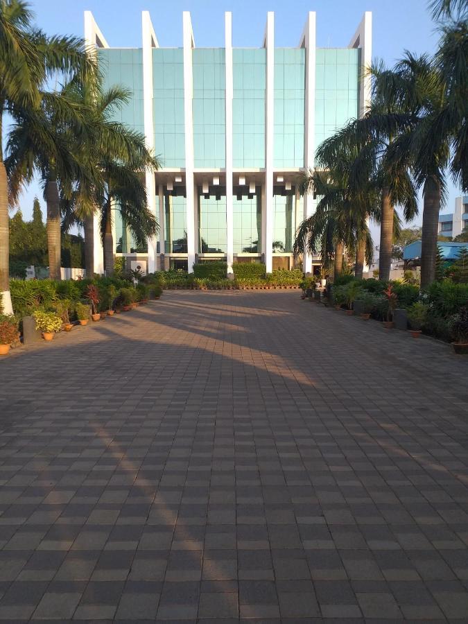 Hotel Sandy'S Tower Bhubaneswar Exterior photo