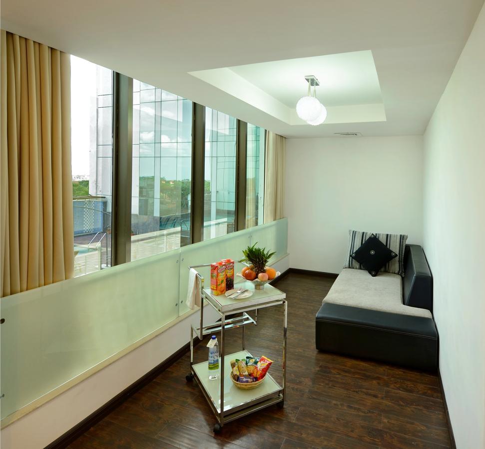 Hotel Sandy'S Tower Bhubaneswar Exterior photo
